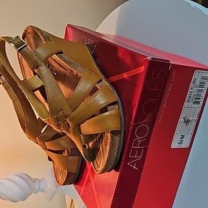 Aerosoles mustard yellow leather wedge heels, size 5.5